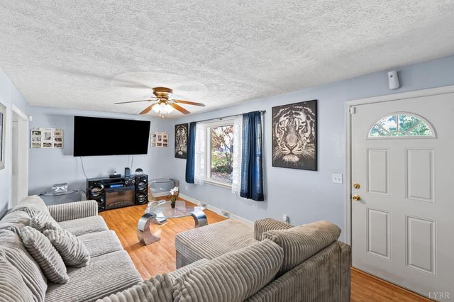 212 Ogden Road, Altavista, VA 24517