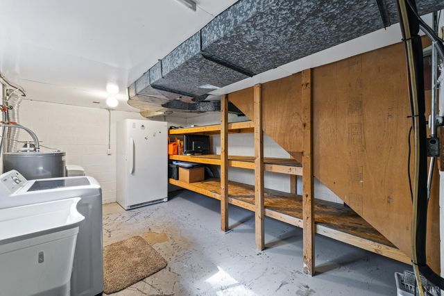 212 Ogden Road, Altavista, VA 24517