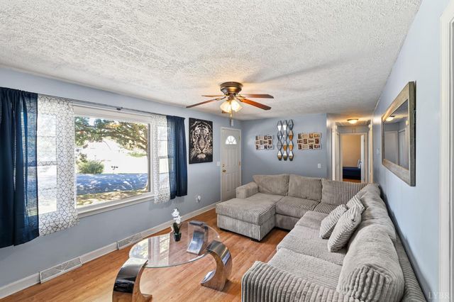 212 Ogden Road, Altavista, VA 24517