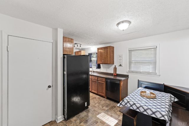 212 Ogden Road, Altavista, VA 24517