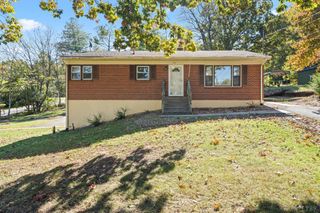 212 Ogden Road, Altavista, VA 24517