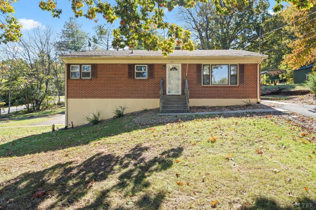 212 Ogden Road, Altavista, VA 24517
