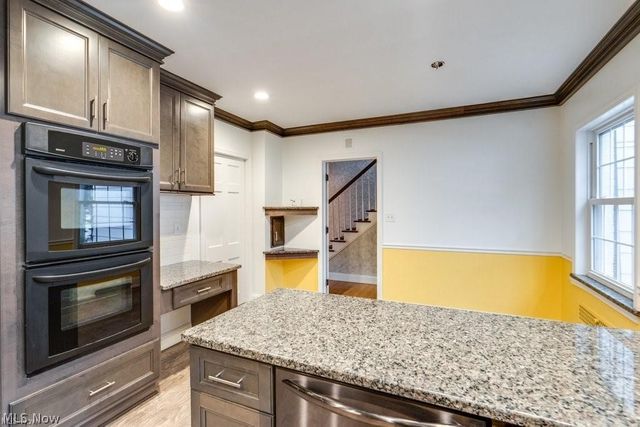 505 Ridgecrest Road, Akron, OH 44303