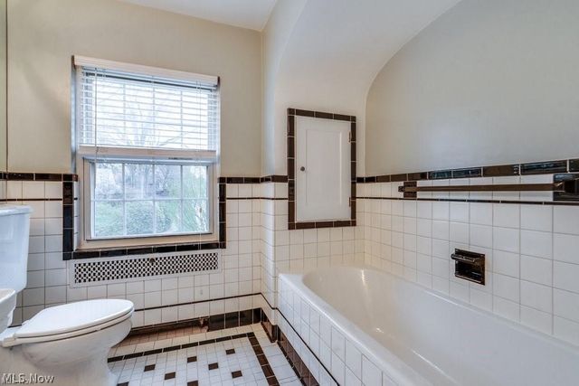 505 Ridgecrest Road, Akron, OH 44303