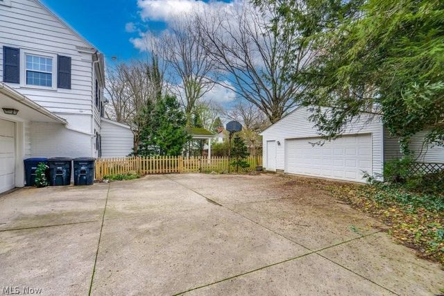 505 Ridgecrest Road, Akron, OH 44303