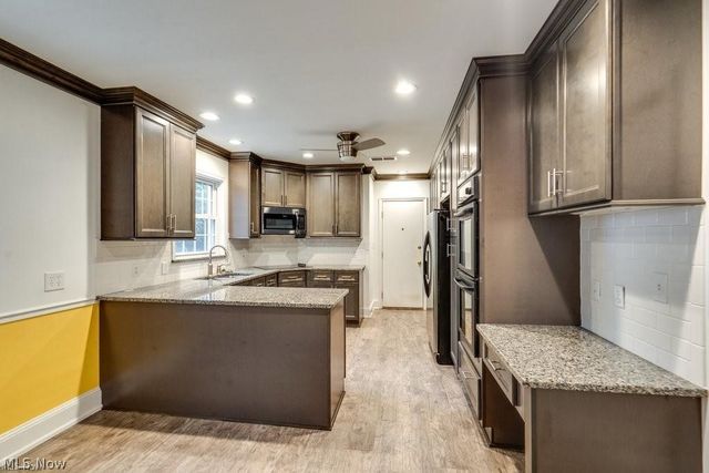 505 Ridgecrest Road, Akron, OH 44303