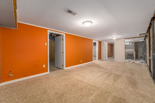 6334 N Scottsville St, Park City, KS 67219