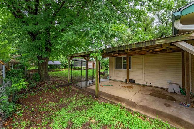 6334 N Scottsville St, Park City, KS 67219
