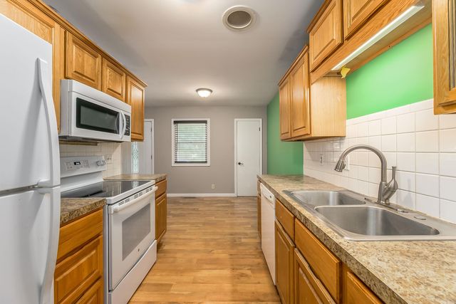 6334 N Scottsville St, Park City, KS 67219