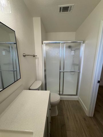 1732 S Burke Street, Visalia, CA 93292