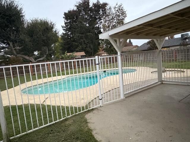 1732 S Burke Street, Visalia, CA 93292