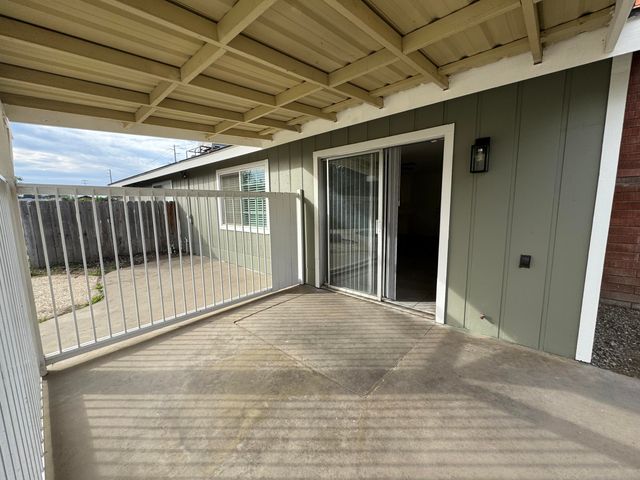 1732 S Burke Street, Visalia, CA 93292