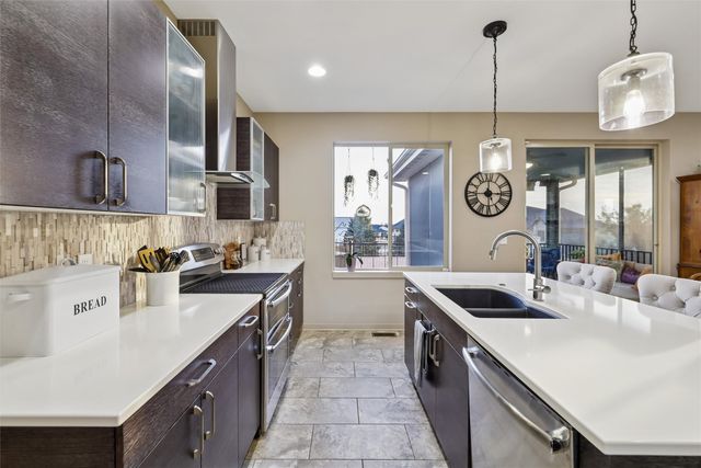 14400 Plum Drive, Urbandale, IA 50323