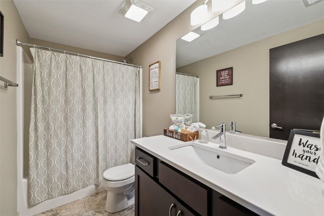 14400 Plum Drive, Urbandale, IA 50323