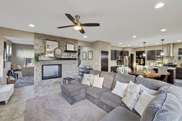 14400 Plum Drive, Urbandale, IA 50323