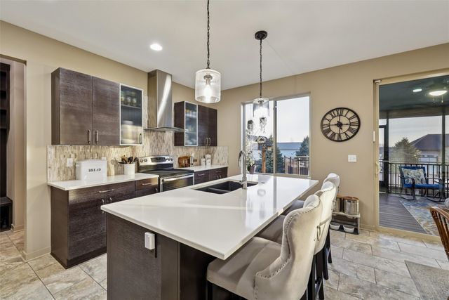 14400 Plum Drive, Urbandale, IA 50323