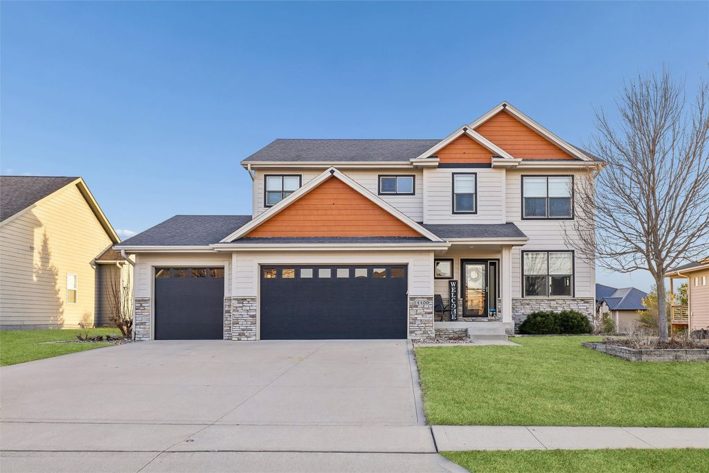 14400 Plum Drive, Urbandale, IA 50323