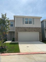 6806 Prue Rd Unit 24, San Antonio, TX 78240