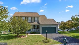 16 AUGUSTA DR, Pottstown, PA 19464