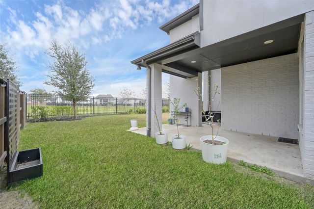 6718 Waxbill Road, Katy, TX 77493