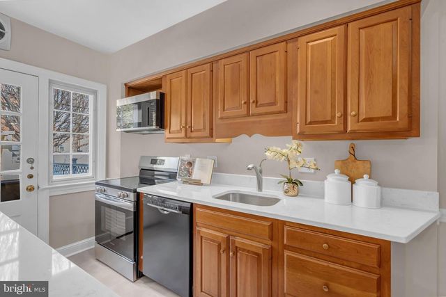 903 S SAINT ASAPH ST, Alexandria, VA 22314