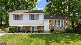 5172 Scarbrough Trail W, Stone Mountain, GA 30088