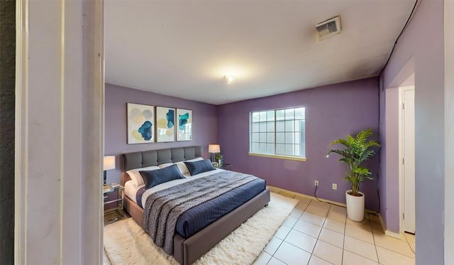 5213 Mimi Court, Dallas, TX 75211