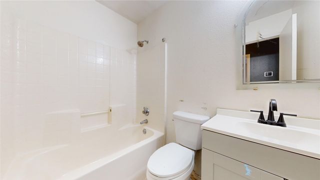 5213 Mimi Court, Dallas, TX 75211