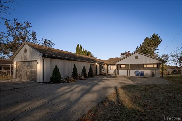 6440 Andersonville Road, Waterford, MI 48329