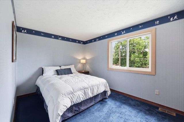1632 E 33rd Ave, Spokane, WA 99203