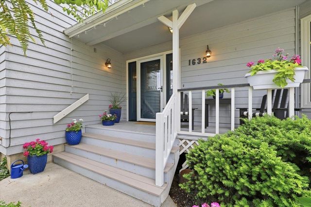 1632 E 33rd Ave, Spokane, WA 99203