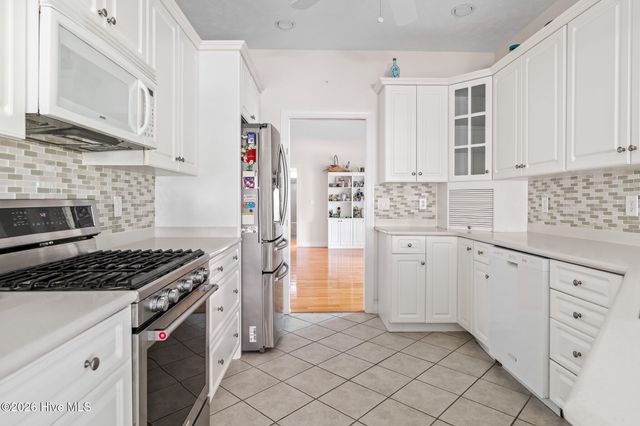 402 Lockwood Lane SW, Supply, NC 28462