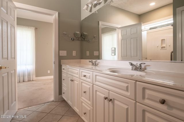 402 Lockwood Lane SW, Supply, NC 28462