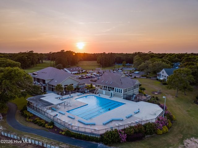 402 Lockwood Lane SW, Supply, NC 28462