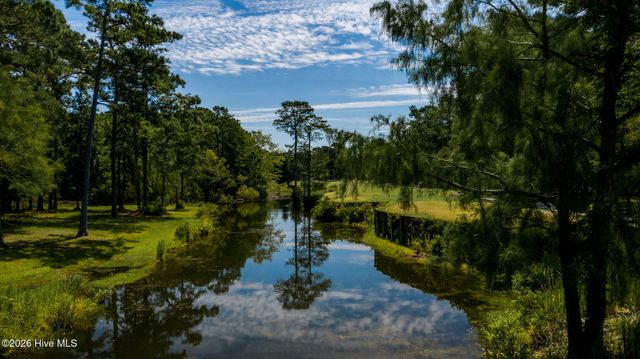402 Lockwood Lane SW, Supply, NC 28462