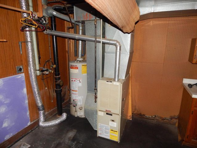 2711-2713 31 STREET, Two Rivers, WI 54241