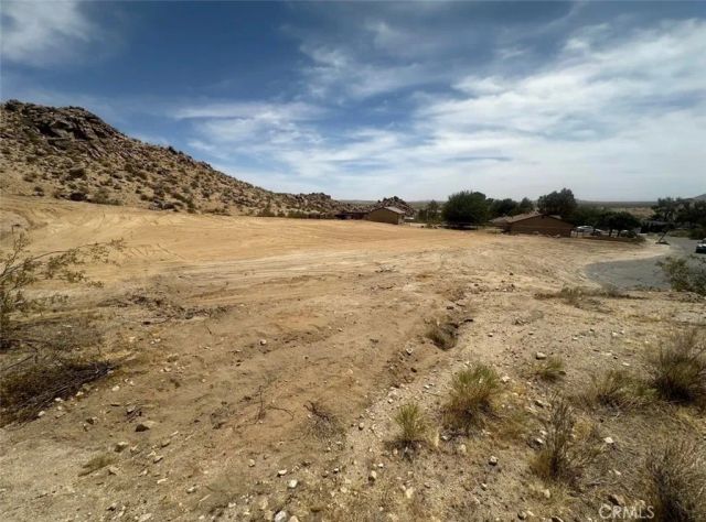 17707 Queensglen, Lake Los Angeles, CA 93591