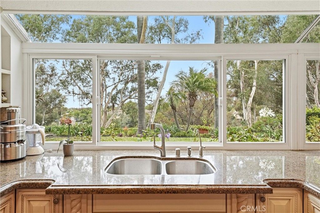 Image 14 of property listing at 25091 Danapepper, Dana Point, CA 92629