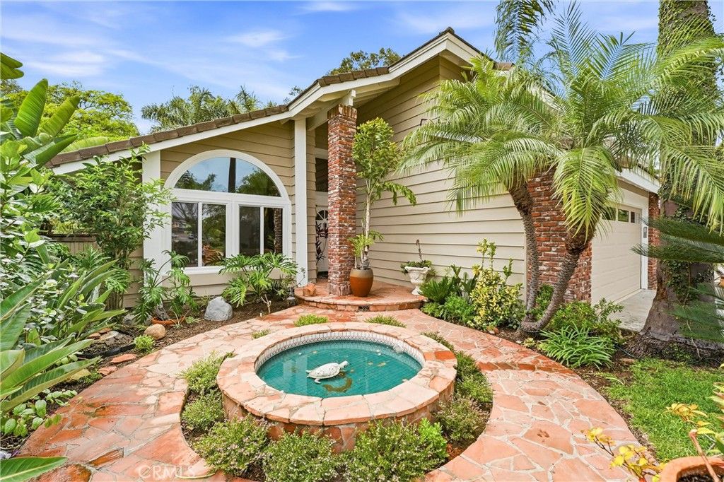 Image 4 of property listing at 25091 Danapepper, Dana Point, CA 92629