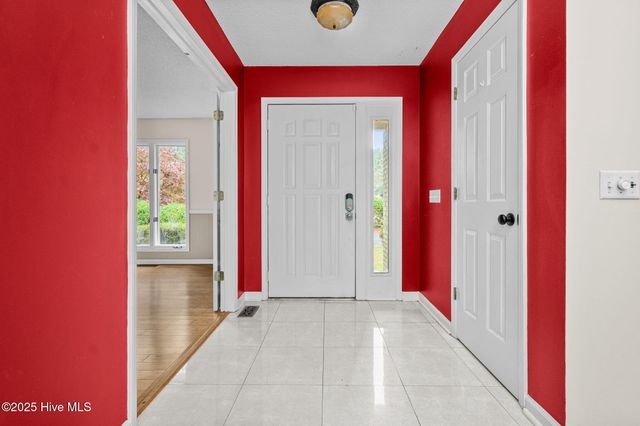 1 Prichard Lane, Pinehurst, NC 28374