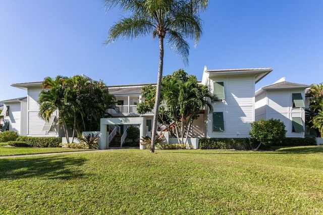 275 Cypress Point Drive, Palm Beach Gardens, FL 33418
