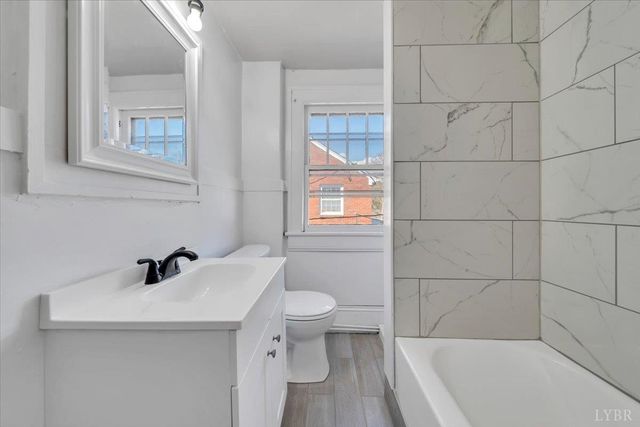 3219 Collingwood Street, Roanoke, VA 24012