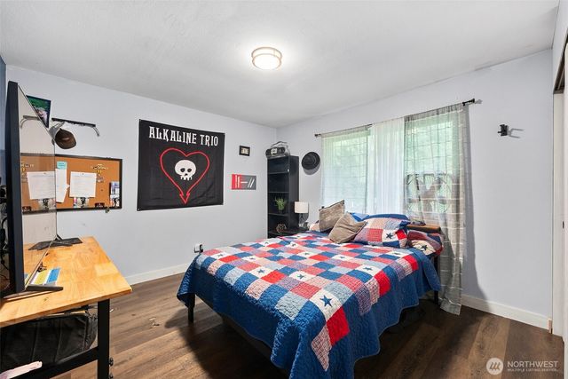 1422 Colchester Dr SE, Port Orchard, WA 98366