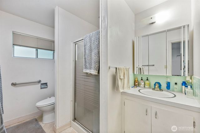 1422 Colchester Dr SE, Port Orchard, WA 98366