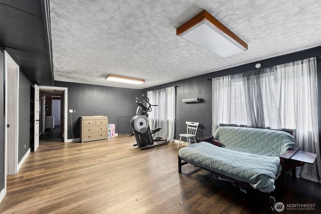 1422 Colchester Dr SE, Port Orchard, WA 98366