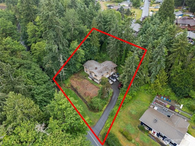 1422 Colchester Dr SE, Port Orchard, WA 98366