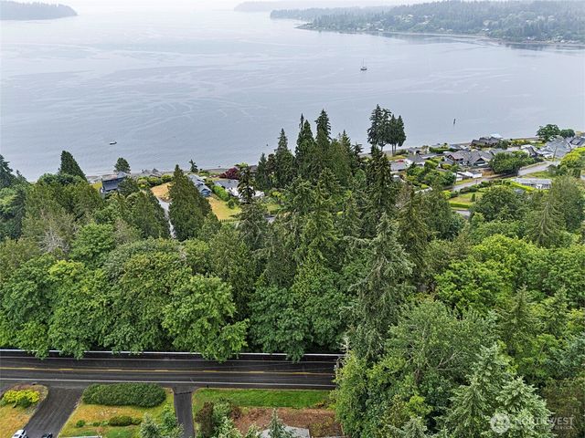 1422 Colchester Dr SE, Port Orchard, WA 98366