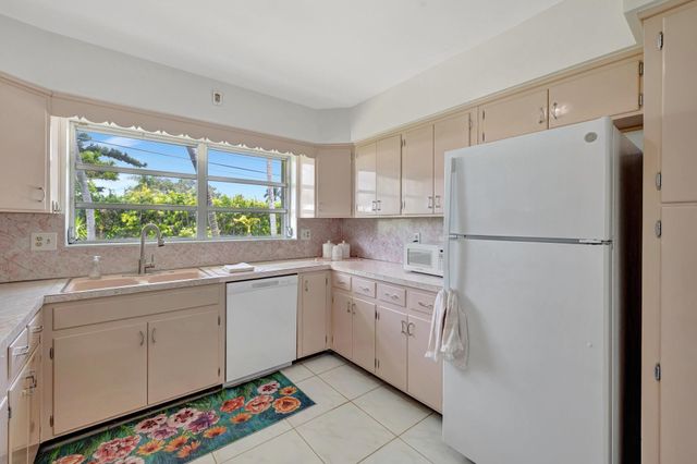 259 Corsair Avenue, Lauderdale-By-The-Sea, Fort Lauderdale, FL 33308