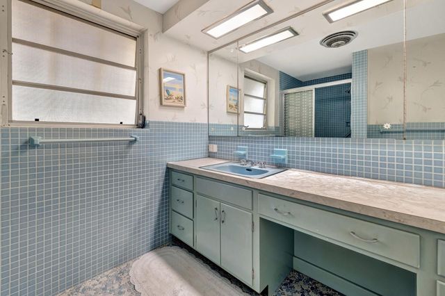 259 Corsair Avenue, Lauderdale-By-The-Sea, Fort Lauderdale, FL 33308