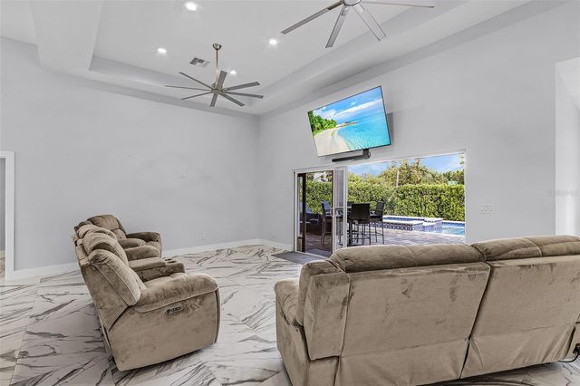 1275 CARLENE AVENUE, Fort Myers, FL 33901